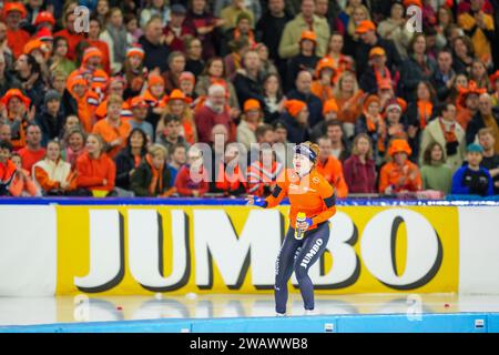 Heerenveen, Paesi Bassi. 6 gennaio 2024. HEERENVEEN, PAESI BASSI - 6 GENNAIO: Antoinette Rijpma-De Jong gareggia sui 1500 m delle donne durante i campionati europei di pattinaggio di velocità ISU a Thialf il 6 gennaio 2024 a Heerenveen, Paesi Bassi. (Foto di Douwe Bijlsma/Orange Pictures) credito: dpa/Alamy Live News Foto Stock