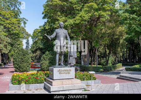 Statua, Parco Panfilov, parco municipale di Bishkek, Kirghizistan Foto Stock