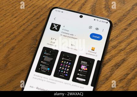 La pagina di installazione di X App (precedentemente twitter) su uno schermo dello smartphone di American Company X Corp, Regno Unito. Tema: Social network, social network Foto Stock