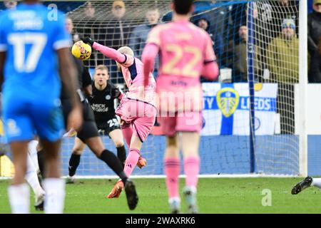 Peterborough domenica 7 gennaio 2024. Patrick Bamford (9 Leeds United) cs2 durante il terzo turno di fa Cup tra Peterborough e Leeds United a London Road, Peterborough domenica 7 gennaio 2024. (Foto: Kevin Hodgson | mi News) crediti: MI News & Sport /Alamy Live News Foto Stock