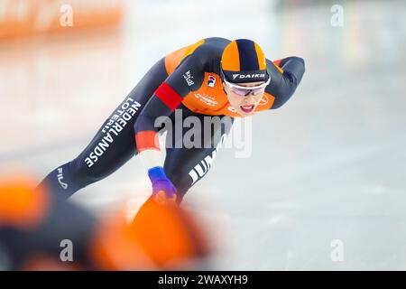 Heerenveen, Paesi Bassi. 7 gennaio 2024. HEERENVEEN, PAESI BASSI - 7 GENNAIO: Antoinette Rijpma-De Jong gareggia sui 1000 m delle donne durante i campionati europei di pattinaggio di velocità ISU a Thialf il 7 gennaio 2024 a Heerenveen, Paesi Bassi. (Foto di Douwe Bijlsma/Orange Pictures) credito: dpa/Alamy Live News Foto Stock