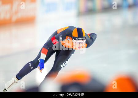 Heerenveen, Paesi Bassi. 7 gennaio 2024. HEERENVEEN, PAESI BASSI - 7 GENNAIO: Antoinette Rijpma-De Jong gareggia sui 1000 m delle donne durante i campionati europei di pattinaggio di velocità ISU a Thialf il 7 gennaio 2024 a Heerenveen, Paesi Bassi. (Foto di Douwe Bijlsma/Orange Pictures) credito: dpa/Alamy Live News Foto Stock