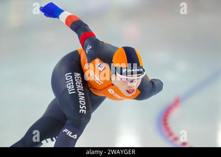 Heerenveen, Paesi Bassi. 7 gennaio 2024. HEERENVEEN, PAESI BASSI - 7 GENNAIO: Antoinette Rijpma-De Jong gareggia sui 1000 m delle donne durante i campionati europei di pattinaggio di velocità ISU a Thialf il 7 gennaio 2024 a Heerenveen, Paesi Bassi. (Foto di Douwe Bijlsma/Orange Pictures) credito: dpa/Alamy Live News Foto Stock