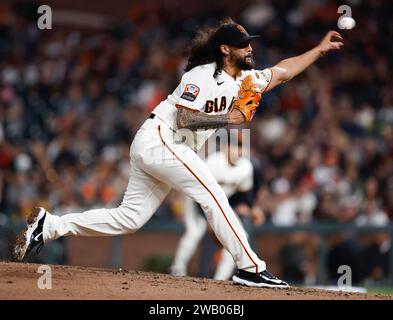 San Francisco, Stati Uniti. 27 settembre 2023. Il lanciatore titolare dei San Francisco Giants Sean Manaea (52) lanciò contro i San Diego Padres nel quinto inning all'Oracle Park di San Francisco mercoledì 27 settembre 2023. (Foto di Nhat V. Meyer/Bay area News Group/TNS/Sipa USA) credito: SIPA USA/Alamy Live News Foto Stock