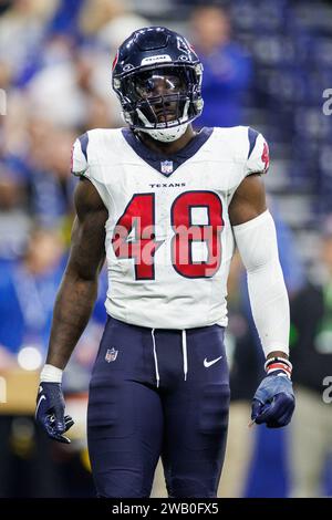 6 gennaio 2024: Il linebacker degli Houston Texans Christian Harris (48) durante la partita della NFL contro gli Indianapolis Colts al Lucas Oil Stadium di Indianapolis, Indiana. John Mersits/CSM. Foto Stock