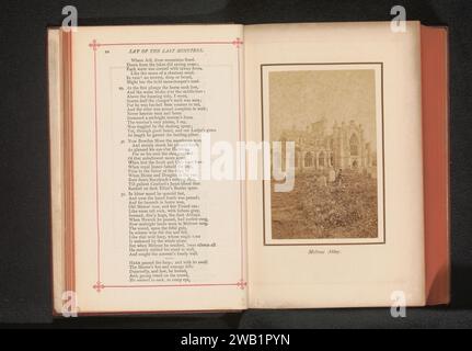 Abbazia di Melrose, George Washington Wilson, c. 1885 - c. 1890 fotografare la Scozia fotografare la stampa di albumi di supporto della chiesa, del monastero, ecc.. Melrose Abbey Foto Stock