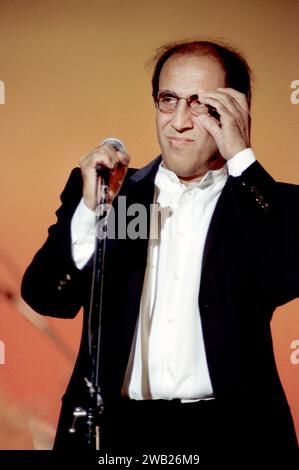 Bologna Italia 1997-09-28 : Adriano Celentano, concerto dal vivo al 23° Congresso Eucaristico Nazionale Foto Stock