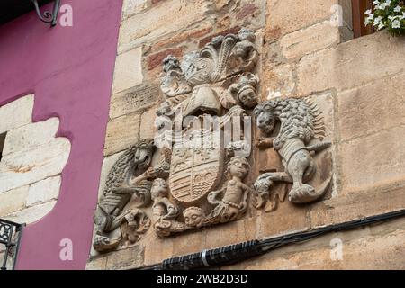 Puente Viesgo, Spagna. La Casona di Fuentes Pila, edificio attuale che ospita il Municipio Foto Stock