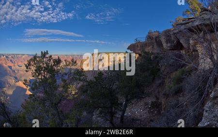 Vista da sotto Mohave Point Overlook Foto Stock