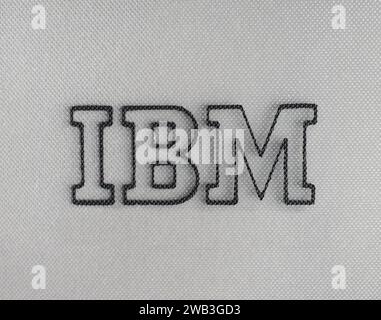 NEW YORK, USA - 22 SETTEMBRE 2023: Logo IBM Vintage versione Pre 1972 Foto Stock