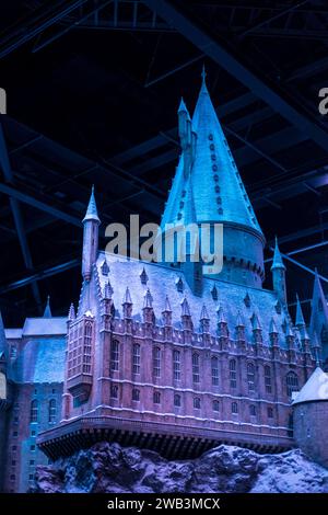 Londra, Inghilterra - 18 novembre 2017: Un modello di Hogwarts nel tour dei Warner Brothers Studio, The Making of Harry Potter al Leavesden Studio di Londra. Foto Stock