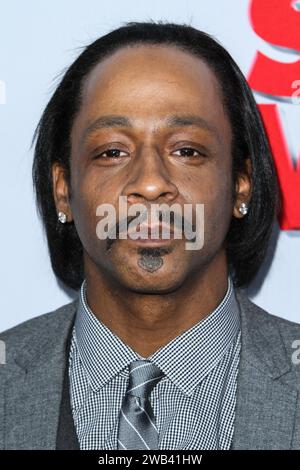 **FOTO DEL FILE** Katt Williams diventa virale su Club Shay Shay Interview. HOLLYWOOD, CA - 11 APRILE: Katt Williams arriva al "Scary Movie V" Los Angeles Premiere tenutosi all'ArcLight Hollywood l'11 aprile 2013 a Hollywood, California. Credito: MediaPunch Inc Foto Stock