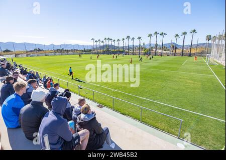 Oliva, Spagna. 8 gennaio 2024. Oliva, oliva Beach en Golf, 08-01-2024, stagione 2023/2024, Dutch Eredivisie Football Panoramica durante il training camp Twente - Osnabruck (amichevole) credito: Pro Shots/Alamy Live News Foto Stock