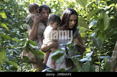 Operación anno e : 2012 Spagna / Francia Direttore : Miguel Courtois Gilberto Ramirez , Martina Garcia limitato ad uso editoriale. Per ulteriori informazioni sulle restrizioni, vedere didascalia. Foto: Raul Soto Rodriguez. È vietato riprodurre la fotografia fuori contesto della promozione del film. Deve essere accreditato alla Film Company e/o al fotografo assegnato o autorizzato da/autorizzato sul set dalla Film Company. Limitato all'uso editoriale. Photo12 non concede diritti di pubblicità alle persone rappresentate. Credito: Foto12/7e Art/A.J.O.Z. Film Foto Stock