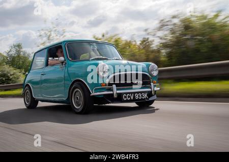 Oselli 1972 Mini classica auto britannica sovralimentata Foto Stock