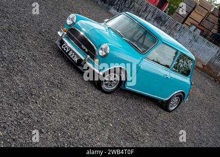 Oselli 1972 Mini classica auto britannica sovralimentata Foto Stock