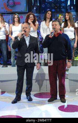 Milano Italia 2007-02-28 :Cochi e Renato, duo comico e cantanti,durante lo spettacolo televisivo musicale “CD Live” Foto Stock