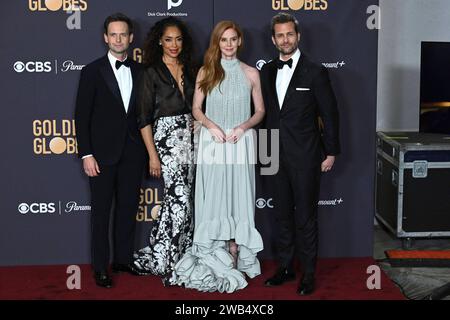 Patrick J. Adams, Gina Torres, Sarah Rafferty e Gabriel Macht bei der Verleihung der 81. Golden Globe Awards al Beverly Hilton Hotel. Beverly Hills, 07.01.2024 *** Patrick J Adams, Gina Torres, Sarah Rafferty e Gabriel Macht ai Golden Globe Awards 81 al Beverly Hilton Hotel Beverly Hills, 07 01 2024 foto:XJ.xBlocx/xFuturexImagex globes 2024 4699 Foto Stock