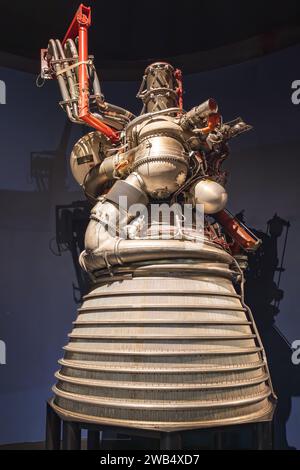 Londra, Regno Unito - 19 maggio 2023: Il motore a razzo criogenico RL-10 a combustibile liquido utilizzato negli stadi superiori Centaur, S-IV e DCSS, esposto al Science Museum of Foto Stock