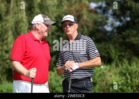 Franz Beckenbauer und PrŠsident FC Bayern MŸnchen Uli Hoeness FC Bayern Golfturnier a Egmanting © diebilderwelt / Alamy Stock Foto Stock