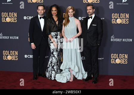 Patrick J. Adams, Gina Torres, Sarah Rafferty e Gabriel Macht bei der Verleihung der 81. Golden Globe Awards al Beverly Hilton Hotel. Beverly Hills, 07.01.2024 Foto Stock