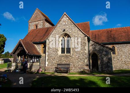 La Holy Cross Church, Sarratt, vicino a Rickmansworth, nell'Hertfordshire. Foto Stock