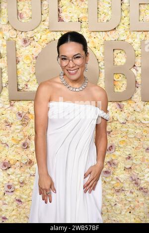 Beverly Hills, USA. 8 gennaio 2024. Ali Wong partecipa al 81° Annual Golden Globe Awards al Beverly Hilton il 7 gennaio 2024 a Beverly Hills, California. Foto: Casey Flanigan/imageSPACE/Sipa USA credito: SIPA USA/Alamy Live News Foto Stock