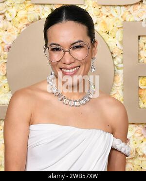 Beverly Hills, USA. 8 gennaio 2024. Ali Wong partecipa al 81° Annual Golden Globe Awards al Beverly Hilton il 7 gennaio 2024 a Beverly Hills, California. Foto: Casey Flanigan/imageSPACE/Sipa USA credito: SIPA USA/Alamy Live News Foto Stock