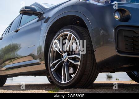 2018 BMW X1 25d SUV più piccolo Family car Foto Stock