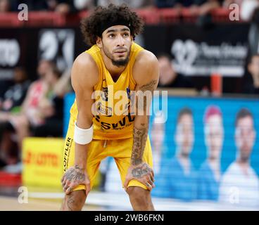 Tuebingen, Deutschland. 8 gennaio 2024. Jhivvan Jackson (Tigers Tuebingen, 56) enttaeuscht, Emotionen. 08.01.2024, pallacanestro, BBL, Tigers Tuebingen Wuerzburg Baskets, GER, Tuebingen, Paul Horn-Arena. Credito: dpa/Alamy Live News Foto Stock