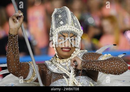 Rio de Janeiro, Brasile, 22 aprile 2022. Sfilate delle scuole di samba della serie d'oro, durante il carnevale nella città di Rio de Janeiro. Foto Stock