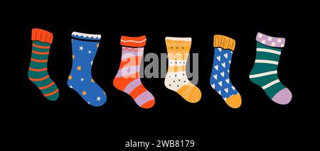 Set di calze colorate con fantasie e texture deliziose. Illustrazioni vettoriali Illustrazione Vettoriale