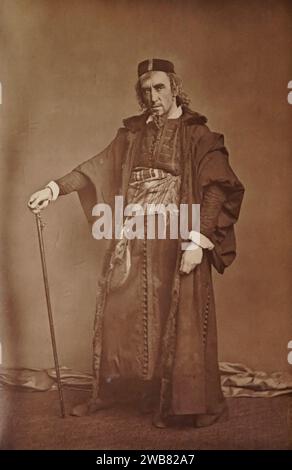 Henry Irving è Shylock, CA. 1879, Sir Henry Irving interpreta Shylock in The Merchant of Venice dal libro ' THE THEATER ' A Monthly Review THE DRAMA, MUSIC, AND THE FINE ARTS. A CURA DI CLEMENT SCOTT. DA GENNAIO a GIUGNO 1880. Pubblicato a LONDRA da CHARLES DICKENS & EVANS, 26, WELLINGTON STREET. Foto Stock