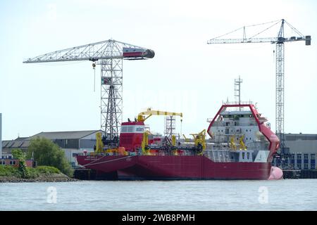 Rotterdam, Paesi Bassi - maggio 28 2017: Shanti Sagar 17 lavori di costruzione a Rotterdam, Hopper Dredger che naviga sotto bandiera indiana Foto Stock