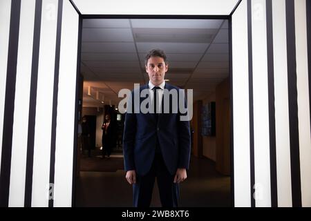 Parigi, Francia. 31 gennaio 2021. © PHOTOPQR/LE PARISIEN/Fred Dugit ; Parigi ; 31/01/2021 ; Télévision/Politique Paris XV, le 31 janvier 2021 Gabriel Attal, Secrétaire d'État auprès du Premier ministre, porte-parole du Gouvernement. Invité de l'émission BFM Politique animée par Jean-Baptiste Boursier Photo LP/Fred Dugit - portavoce del governo francese. Gabriel Attal Paris gennaio 31 2021 credito: MAXPPP/Alamy Live News Foto Stock