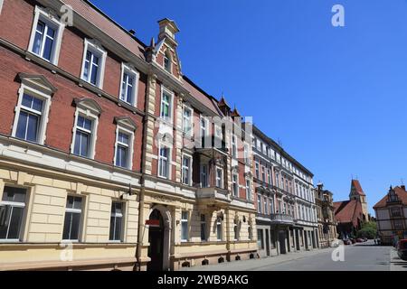 Kedzierzyn-Kozle, città in Polonia. Strada della città vecchia del quartiere di Kozle. Foto Stock