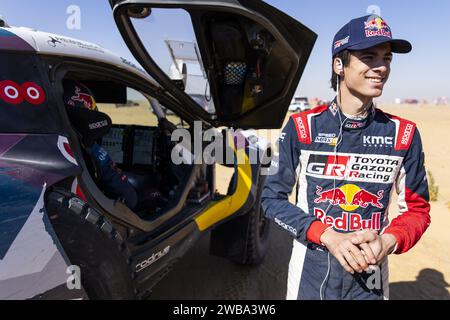 QUINTERO Seth (usa), Toyota Gazoo Racing, Toyota GR DKR Hilux, FIA Ultimate, FIA W2RC, ritratto durante la fase 4 della Dakar 2024 il 9 gennaio 2024 tra al Salamiya e al-Hofuf, Arabia Saudita Foto Stock