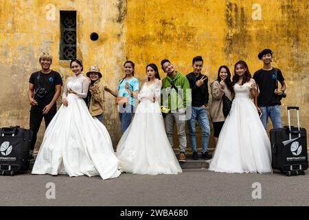 Una sposa e una fotografia di matrimonio a Hoi An in Vietnam Foto Stock