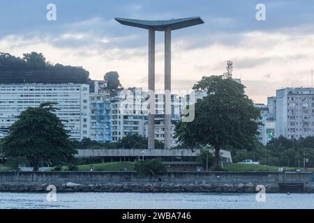 Rio de Janeiro, Brasile - 7 gennaio 2024: Monumento in onore dei soldati uccisi nella seconda guerra mondiale a Rio de Janeiro Foto Stock