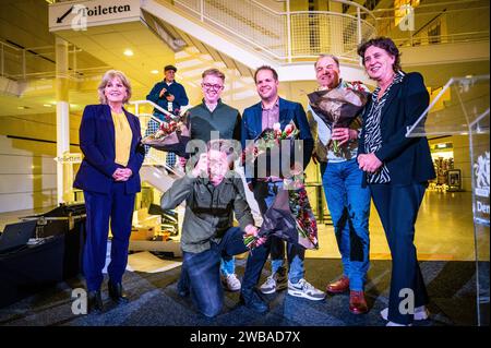 L'AIA - Paesi Bassi, 01/09/2024, presentazione della foto dell'anno. L-R Pia Dijkstra, Sem van der Wal, Robin Linkhuijsen, Tom Bode, PIM Ras e Anneke van Zanen-Nieberg. ANP JOSH WALET netherlands Out - belgio Out Foto Stock