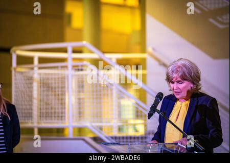 L'AIA - Paesi Bassi, 01/09/2024, Pia Dijkstra durante la presentazione del News and Sports Photo of the Year nel municipio dell'Aia. I fotografi Sem van der Wal (ANP) e Robin van Lonkhuijsen (ANP) hanno realizzato il News Photo and Sports Photo of the Year 2023. Il premio del pubblico per la migliore foto di notizie del 2023 è andato a PIM Ras (ad). ANP JOSH WALET netherlands Out - belgio Out Foto Stock