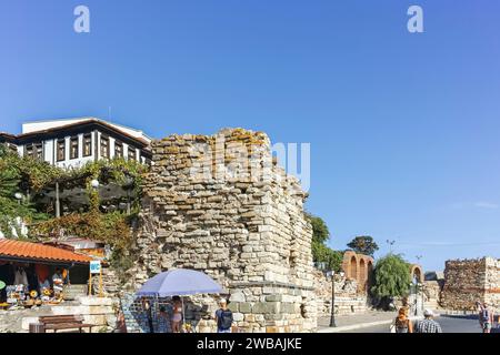 NESSEBAR, BULGARIA - 12 AGOSTO 2018: La città vecchia di Nessebar, regione di Burgas, Bulgaria Foto Stock