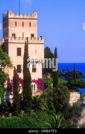 Finale Ligure - il Castelletto . Foto Stock