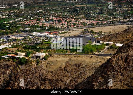 Una veduta di Palm Springs, California dal sentiero Henderson, inclusa la residenza Hope Foto Stock