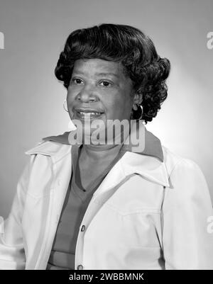 Mary Jackson, prima ingegnere afro-americana donna della NASA, ritratto testa e spalle, NASA Langley Research Center, Hampton, Virginia, USA, Bob Nye per la NASA, 1979 Foto Stock