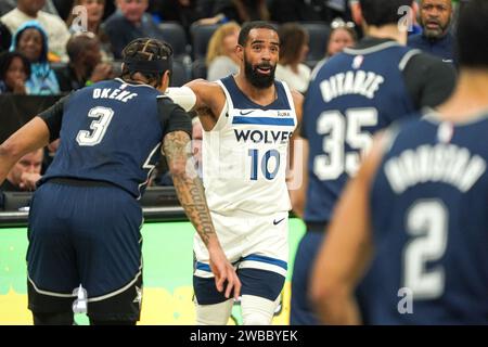 Orlando, Florida, USA, 9 gennaio 2024, la guardia dei Minnesota Timberwolves Mike Conley all'Amway Center. (Foto Credit: Marty Jean-Louis/Alamy Live News Foto Stock