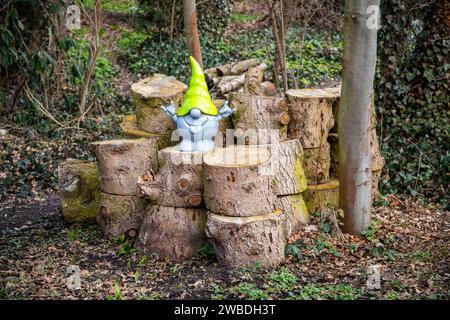 Dekoration im Garten auf Holz Foto Stock