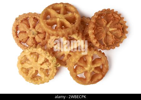 kokis, pila di cibi dello sri lanka croccanti e fritti in profondità, dessert tradizionale e popolare a base di pastella di farina di riso, latte di cocco, sna per le feste Foto Stock