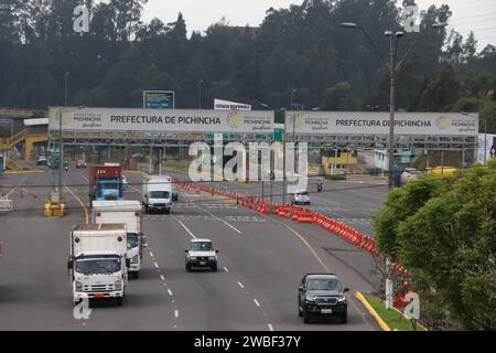 RECORRIDO-INSTITUCIONES-QUITO QUITO, miÃ rcoles 10 enero del 2024 Recorrido de instituciones y su seguridad, ademas avenidas del centro norte de Quito. Autopista General Ruminahui Fotos: Rolando Enriquez/API Quito Pichincha Ecuador CLJ-RECORRIDO-INSTITUCIONES-QUITO-5e0377d91e970083409a01041dfccee9 *** QUITO INSTITUTIONS TOUR Quito, mercoledì 10 gennaio 2024 Foto Stock