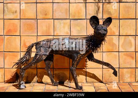 Zimbabwe, Matabeleland North, provincia, parco nazionale di Hwange, centro di conservazione dei cani dipinti Foto Stock